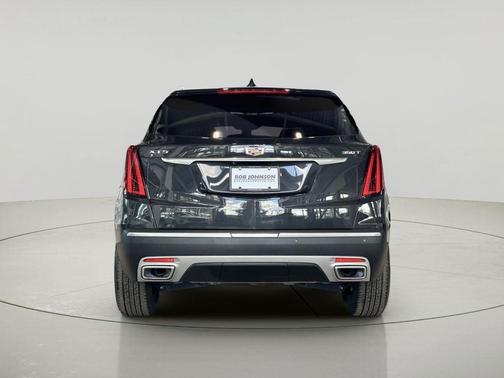 Manhattan Noir Metallic 2020 Cadillac XT5 Premium Luxury