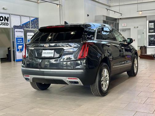 Manhattan Noir Metallic 2020 Cadillac XT5 Premium Luxury