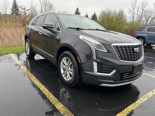 Manhattan Noir Metallic 2020 Cadillac XT5 Premium Luxury