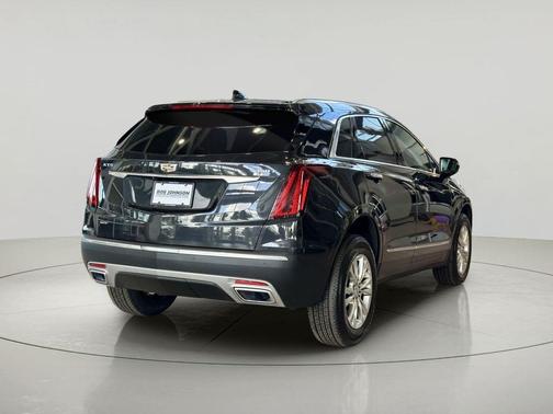 Manhattan Noir Metallic 2020 Cadillac XT5 Premium Luxury