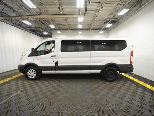 Oxford White 2016 Ford Transit-350 XLT