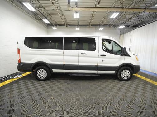 Oxford White 2016 Ford Transit-350 XLT