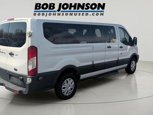 Oxford White 2016 Ford Transit-350 XLT