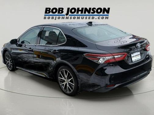 2021 Toyota Camry XLE