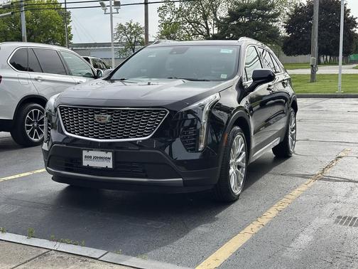 Stellar Black Metallic 2020 Cadillac XT4 Premium Luxury
