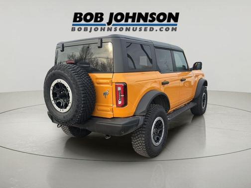 Cyber Orange Metallic Tricoat 2022 Ford Bronco Badlands