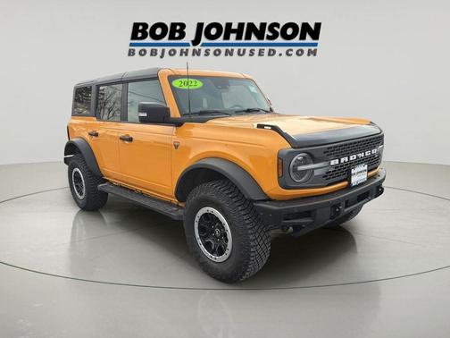 Cyber Orange Metallic Tricoat 2022 Ford Bronco Badlands