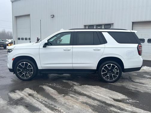 2023 Chevrolet Tahoe 4WD RST