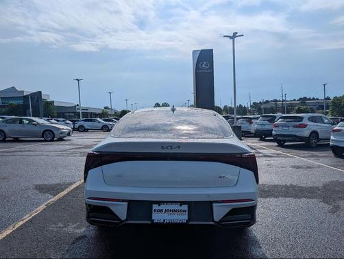 Snow White Pearl 2025 Kia K5 GT-Line