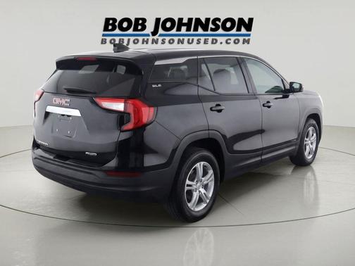 Ebony Twilight Metallic 2023 GMC Terrain SLE