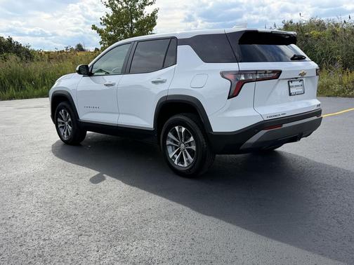 Summit White 2026 Chevrolet Equinox 1LT