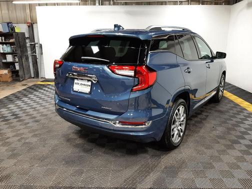 Downpour Metallic 2024 GMC Terrain Denali