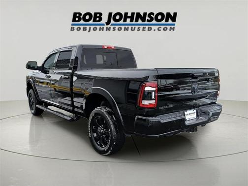 2022 RAM 2500 Laramie Crew Cab 4x4 6'4' Box