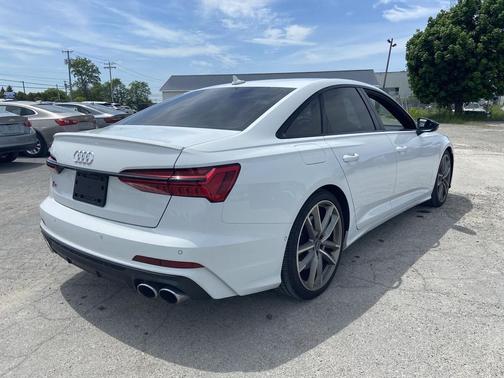 Glacier White Metallic 2021 Audi S6 Prestige TFSI quattro Tiptronic