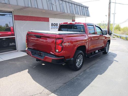 Radiant Red Tintcoat 2025 Chevrolet Colorado LT