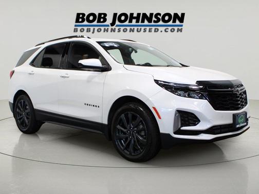 Iridescent Pearl Tricoat 2024 Chevrolet Equinox AWD RS