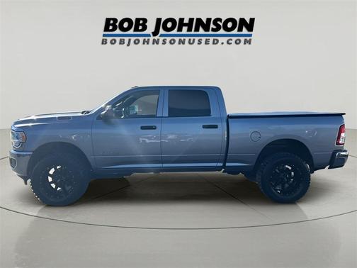 2021 RAM 2500 Tradesman Crew Cab 4x4 6'4' Box