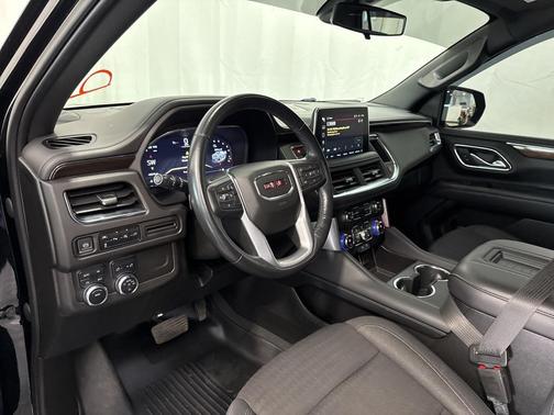 2022 GMC Yukon SLE