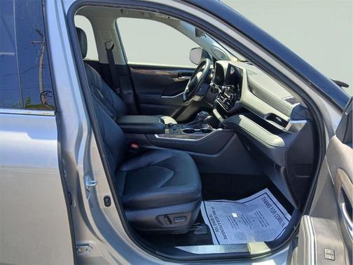 Celestial Silver Metallic 2023 Toyota Highlander Platinum