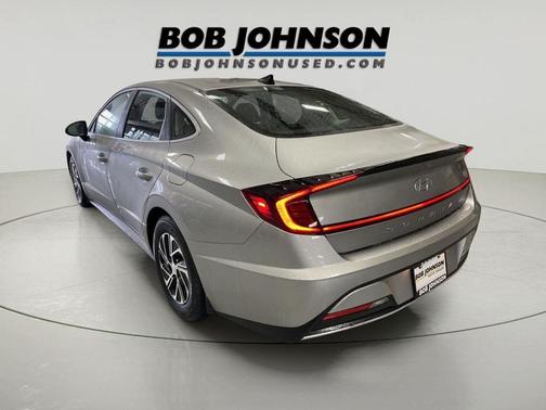 2020 Hyundai SONATA Hybrid Base