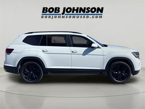 2023 Volkswagen Atlas 3.6L SE w/Technology