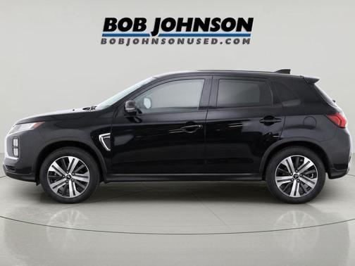 Labrador Black Pearl 2022 Mitsubishi Outlander Sport SE
