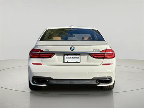 2018 BMW 750 i xDrive