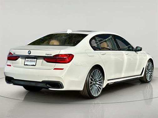 2018 BMW 750 i xDrive