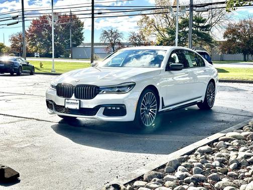 2018 BMW 750 i xDrive