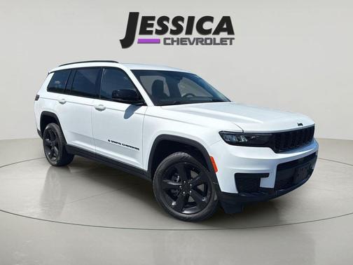 Bright White Clearcoat 2021 Jeep Grand Cherokee L Altitude