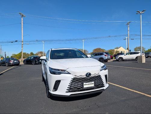 Eminent White Pearl 2023 Lexus RX 350 Luxury