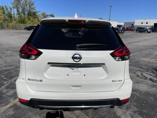 2020 Nissan Rogue SV