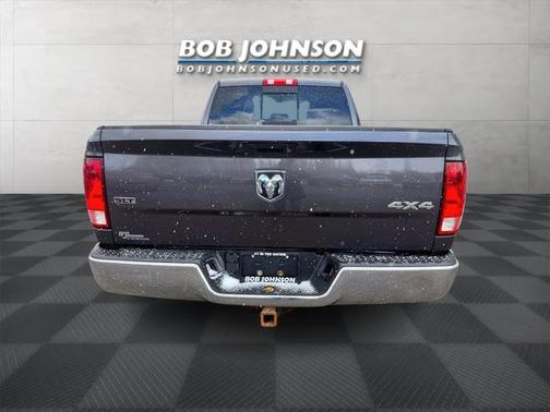 2018 RAM 1500 SLT