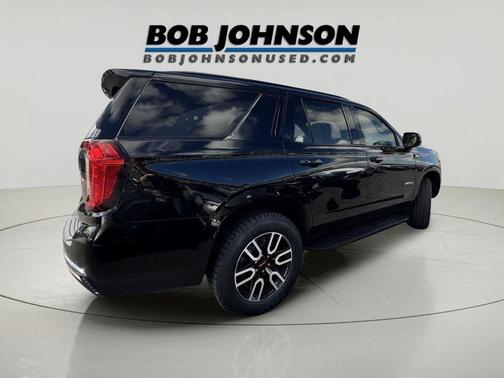 Onyx Black 2023 GMC Yukon 4WD AT4