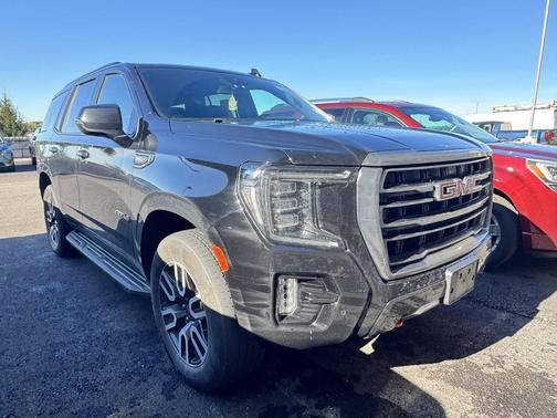 Onyx Black 2023 GMC Yukon 4WD AT4