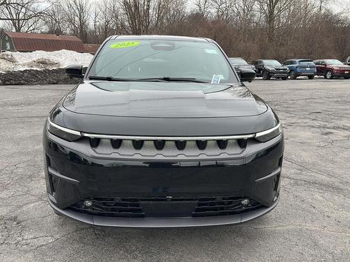 2025 Jeep Wagoneer S Limited