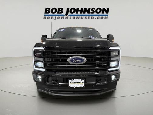 2025 Ford F-250 Platinum