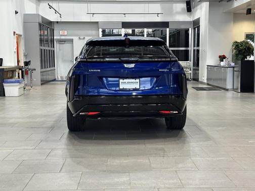 2024 Cadillac LYRIQ Sport