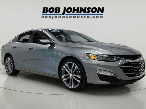Sterling Gray Metallic 2024 Chevrolet Malibu FWD 2LT