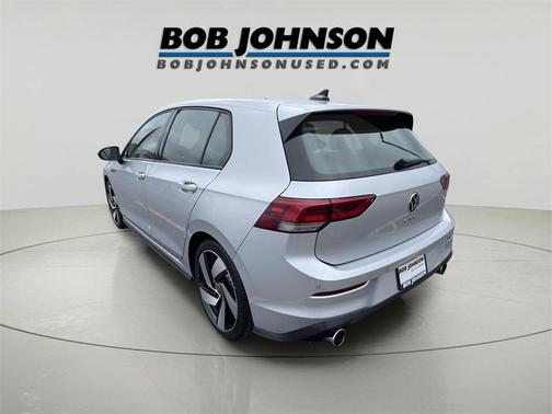 2022 Volkswagen Golf GTI 2.0T SE DSG
