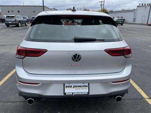 2022 Volkswagen Golf GTI 2.0T SE DSG