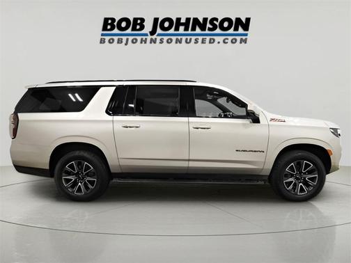 2023 Chevrolet Suburban 4WD Z71
