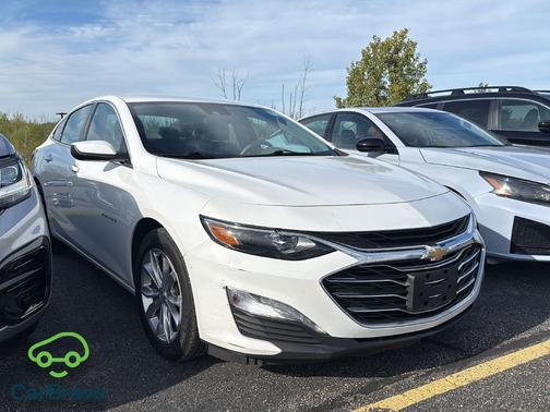 Summit White 2022 Chevrolet Malibu FWD LT