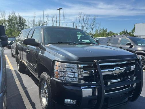 Black Granite Metallic 2009 Chevrolet Silverado 1500 LT Extended Cab