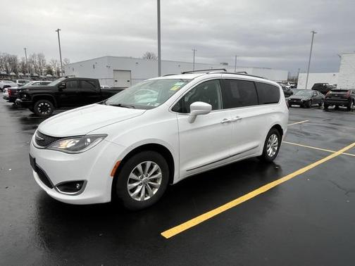 2019 Chrysler Pacifica Touring L
