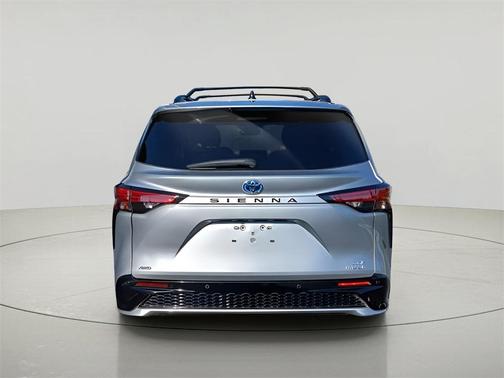 2024 Toyota Sienna XSE 7 Passenger