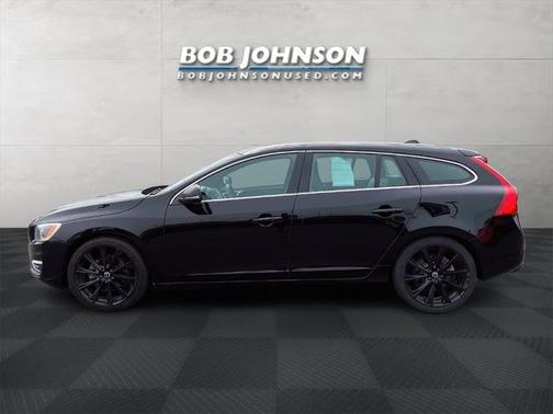 2016 Volvo V60 T5 Drive-E Platinum