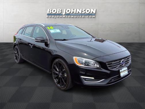 2016 Volvo V60 T5 Drive-E Platinum