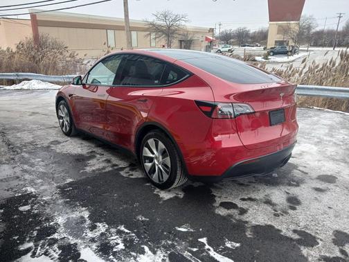 2023 Tesla Model Y Long Range Dual Motor All-Wheel Drive
