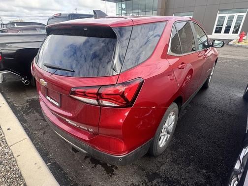 Radiant Red Tintcoat 2023 Chevrolet Equinox 1LT